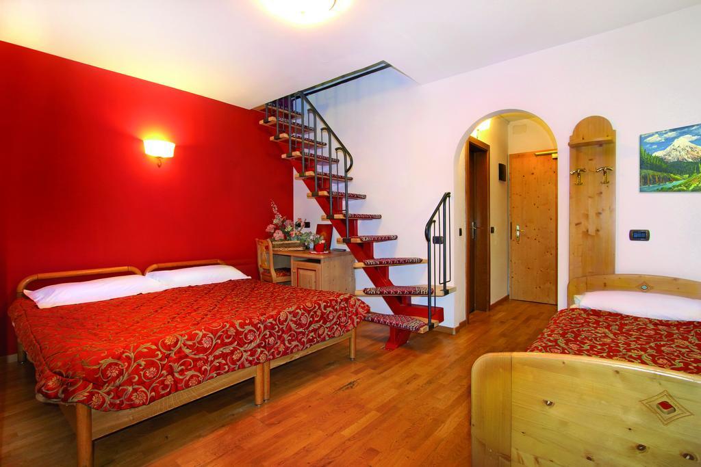 Hotel Il Caminetto Sport كنازاي المظهر الخارجي الصورة